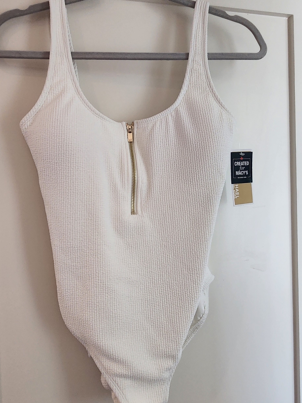 Michael Kors cream Ribbed Zip-Front Women’s Swimsuit, Size 10, NWT